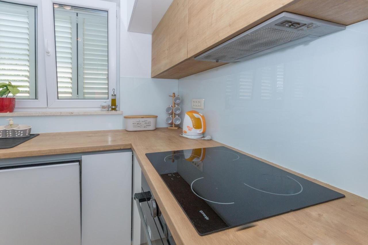 Adria Krk Apartment Krk Town Exterior photo