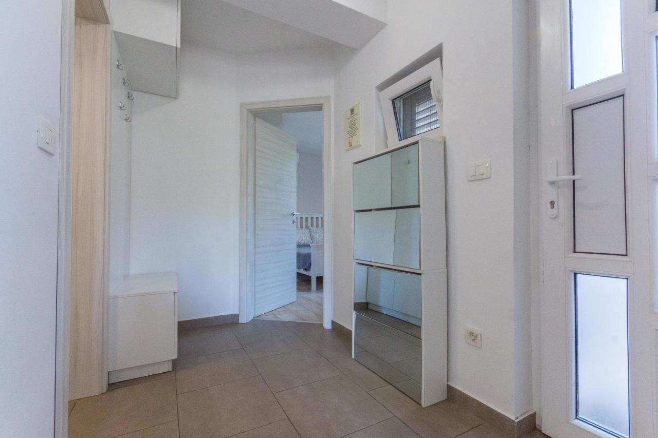 Adria Krk Apartment Krk Town Exterior photo